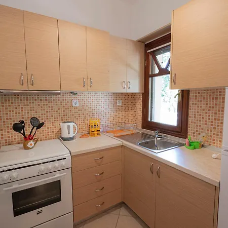 Apartment Linden By Rentalspro Services - Fourka Beach Halkidiki Skála Foúrkas